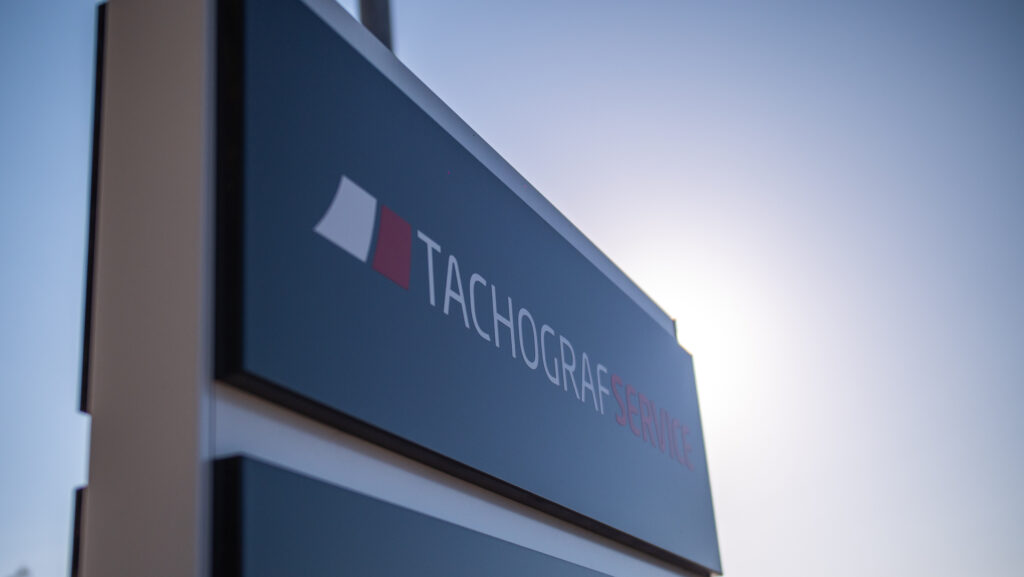 Tachografservice skilt i Odense